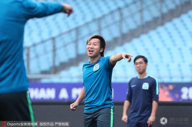 比赛第42分钟，阿瑙托维奇进球，但国米后卫比塞克在进球前有疑似推人的犯规动作。